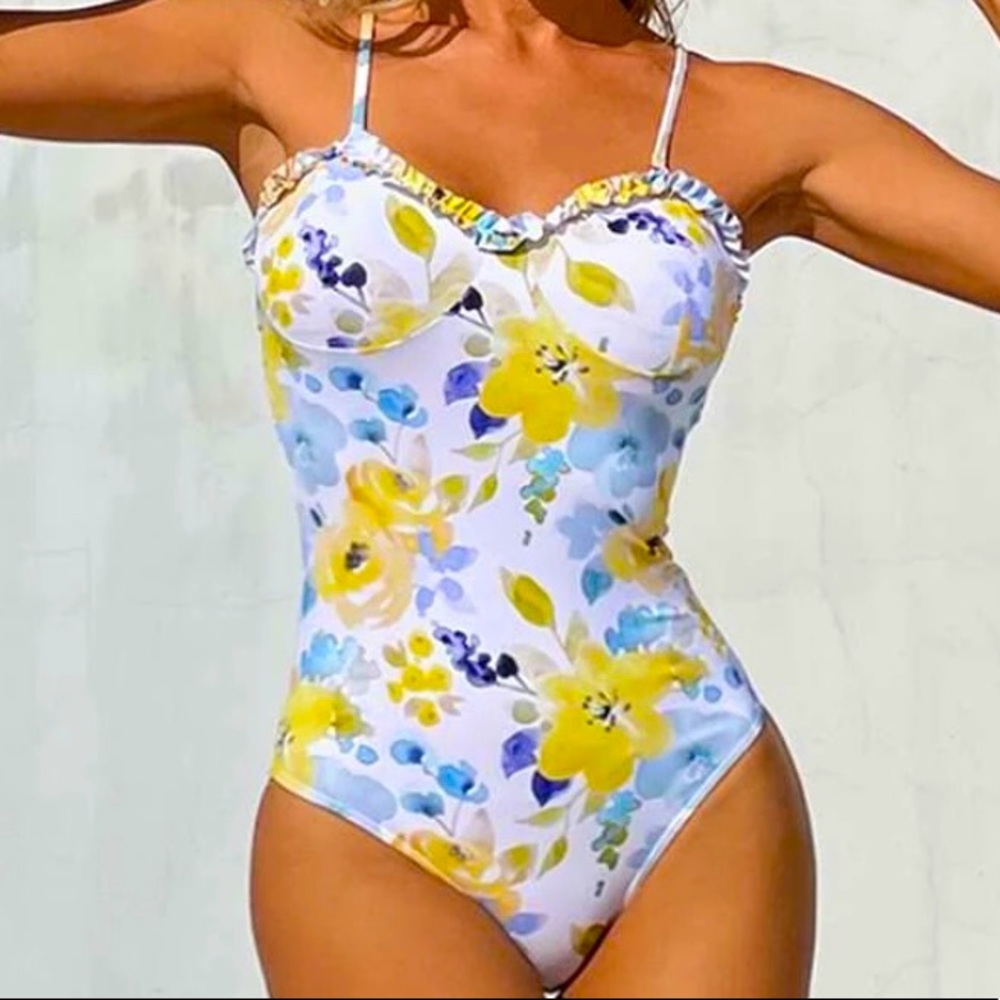 ONE PIECE SWIMSUIT